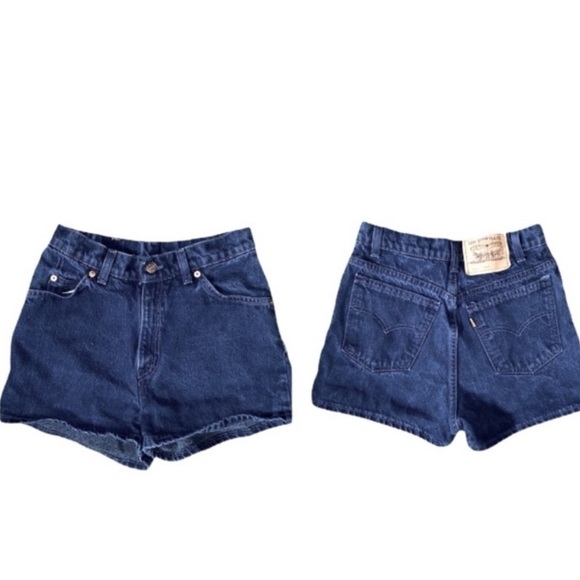 Vintage Levi’s 37912 Orange Tab Hi waisted shorts - Picture 2 of 13
